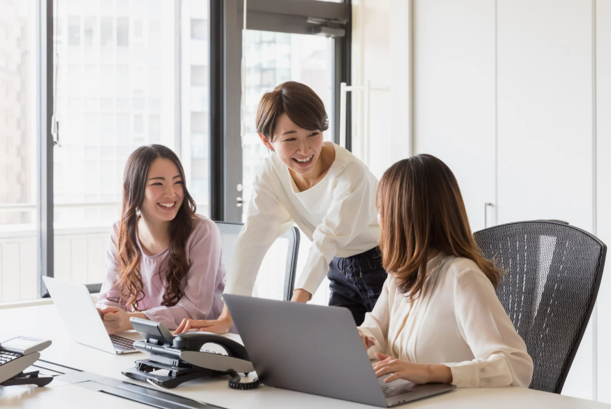 Unlocking Data Potential: A Guide to Key Roles and Expertise